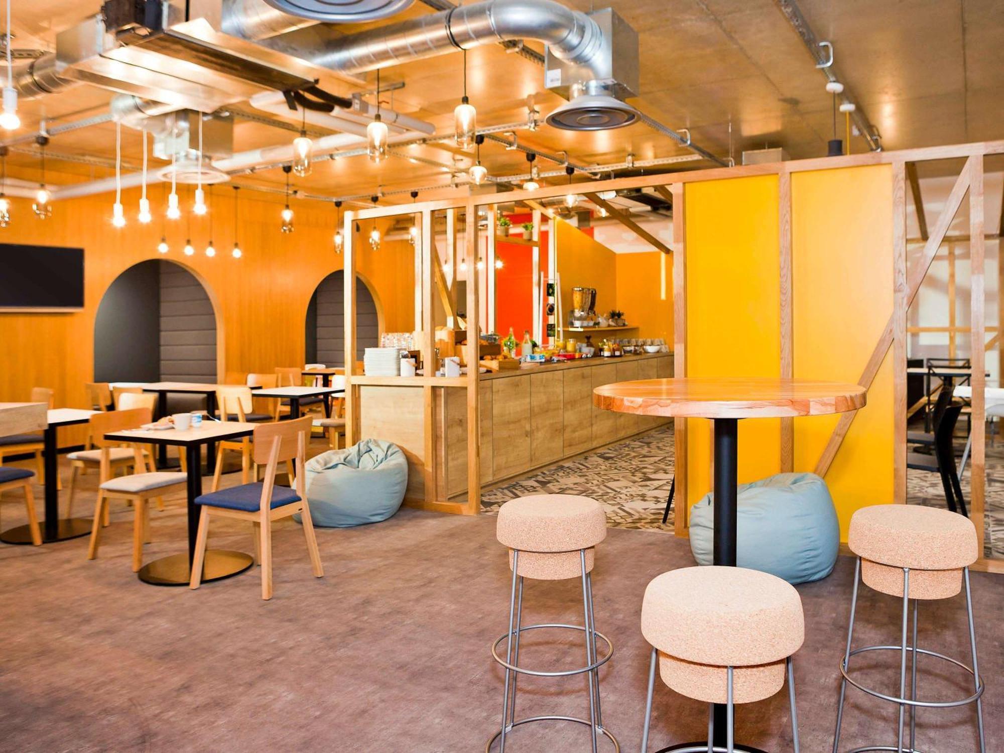 Ibis Styles Chalons En Champagne Centre Hotel ภายนอก รูปภาพ