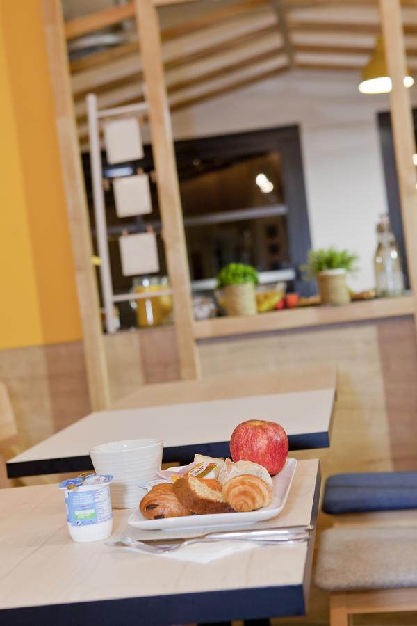 Ibis Styles Chalons En Champagne Centre Hotel ภายนอก รูปภาพ